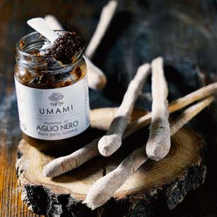 Black Garlic Hummus UMAMI -1